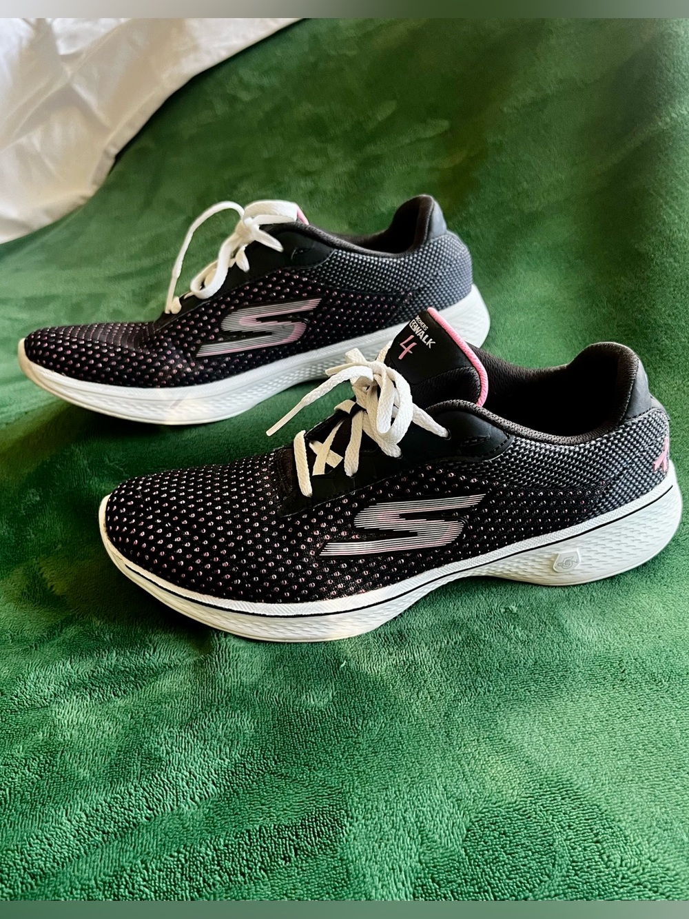 Skechers Black & Pink Women's Athletic Walking Sneakers - Picture 3 of 8